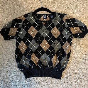 Gap argyle print top!